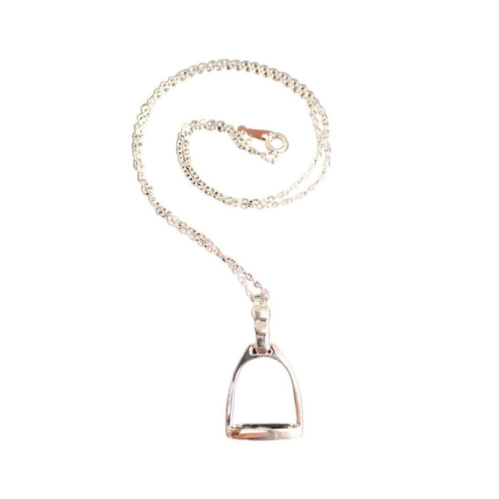 COLLAR Y DIJE ESTRIBO EXCELLA