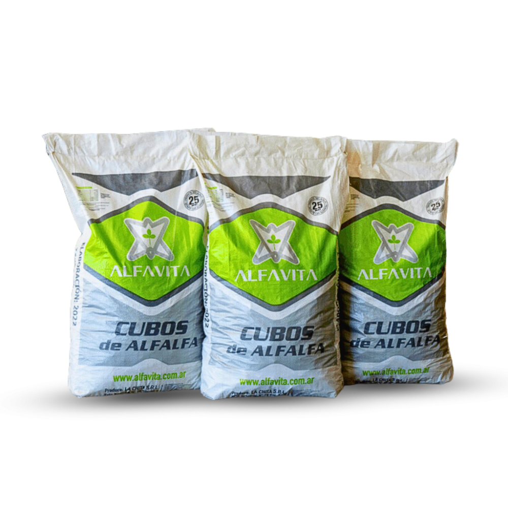 SACO CUBOS DE ALFALFA  ALFAVITA 25 KG