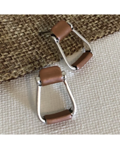 ARETES ESTRIBO TIPO WESTERN