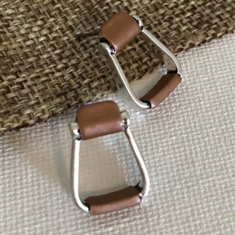 ARETES ESTRIBO TIPO WESTERN