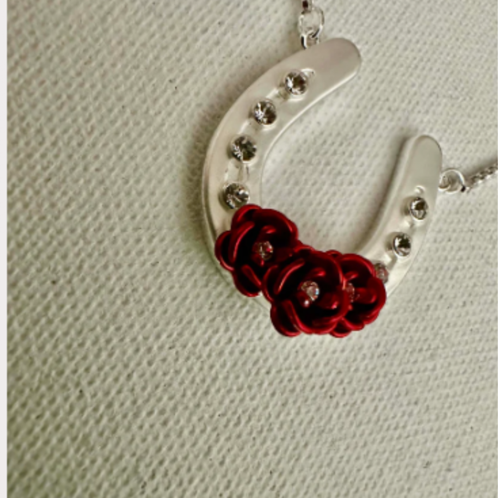 COLLAR CAROL YOUNG HERRADURA Y ROSA