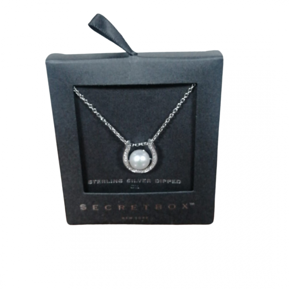 COLLAR HERRADURA Y PERLA SECRET BOX